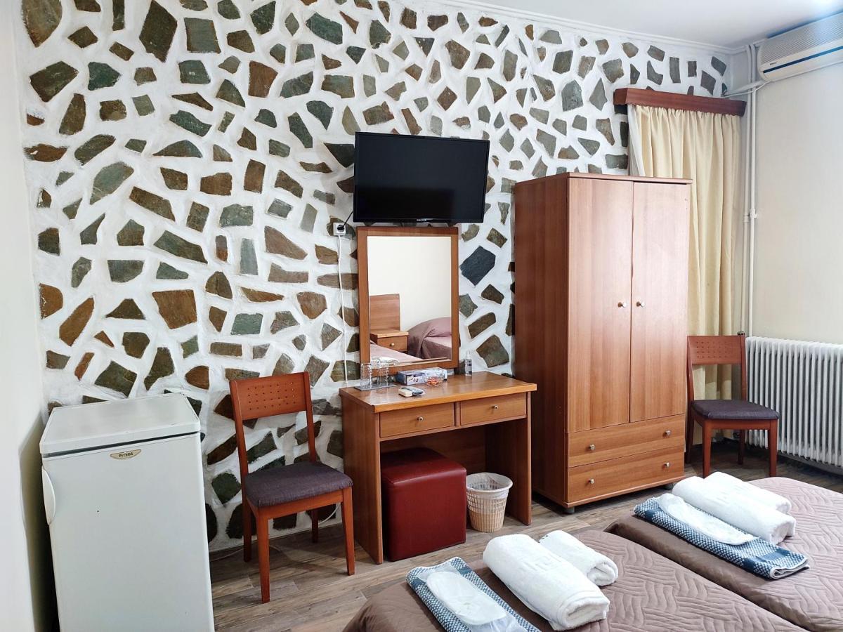 Asty Hotel Mytilene Bagian luar foto